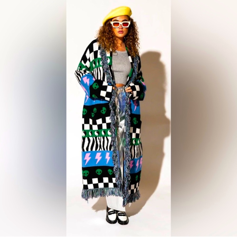 Dressed in Lala Luxe Fringe Blanket Cardigan in Wonderstruck 2.0